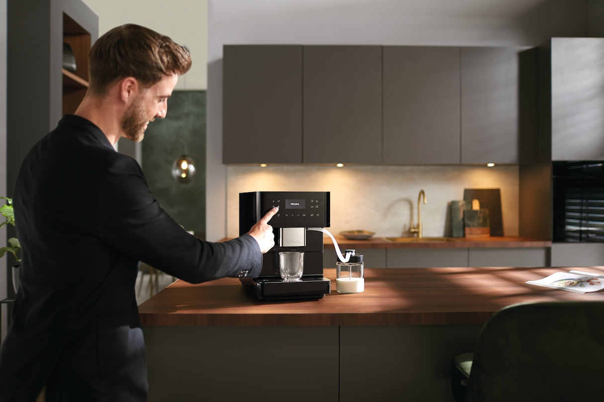 Miele CM 6160 MilkPerfection Countertop Coffee Machine with WiFi - Image 8