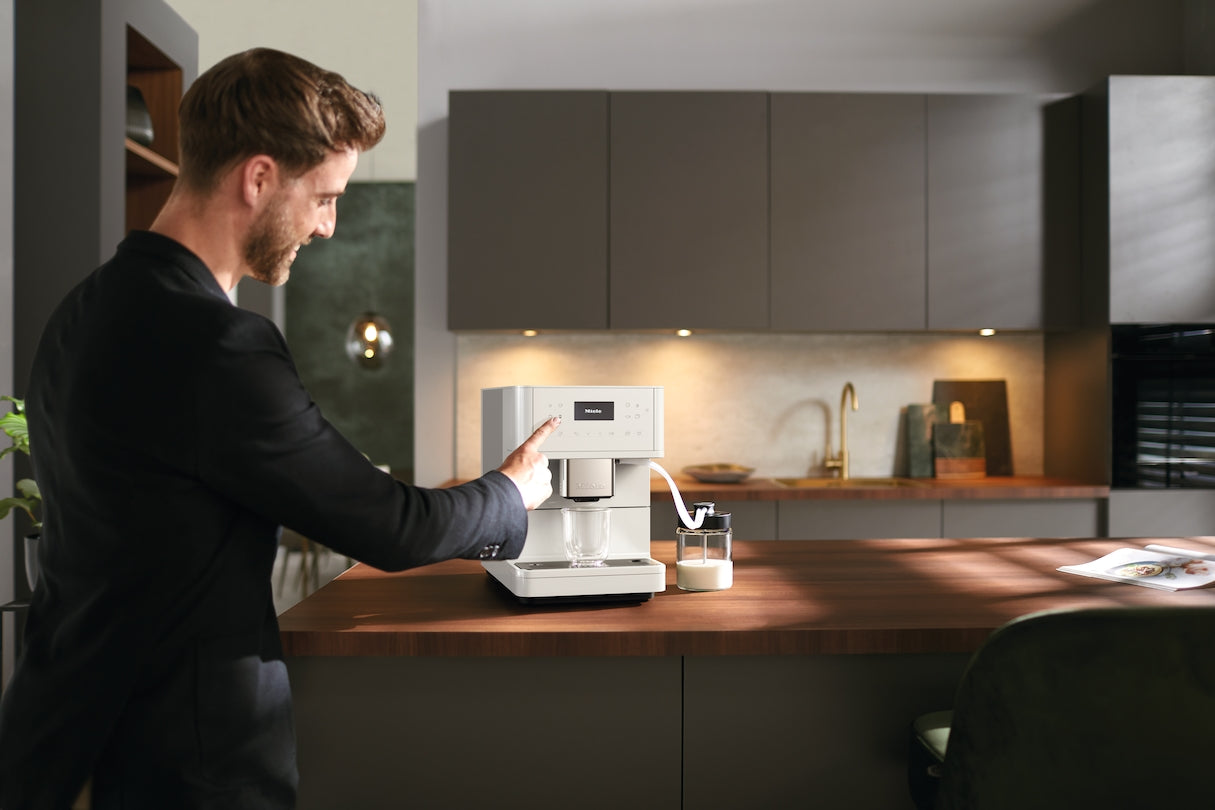 Miele CM 6160 MilkPerfection Countertop Coffee Machine with WiFi - Image 7